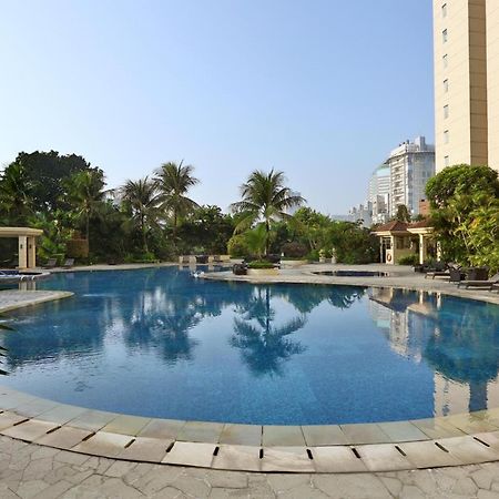 Classic And Strategic 3Br Apartment Sudirman Tower Condominium By Travelio Jacarta Exterior foto